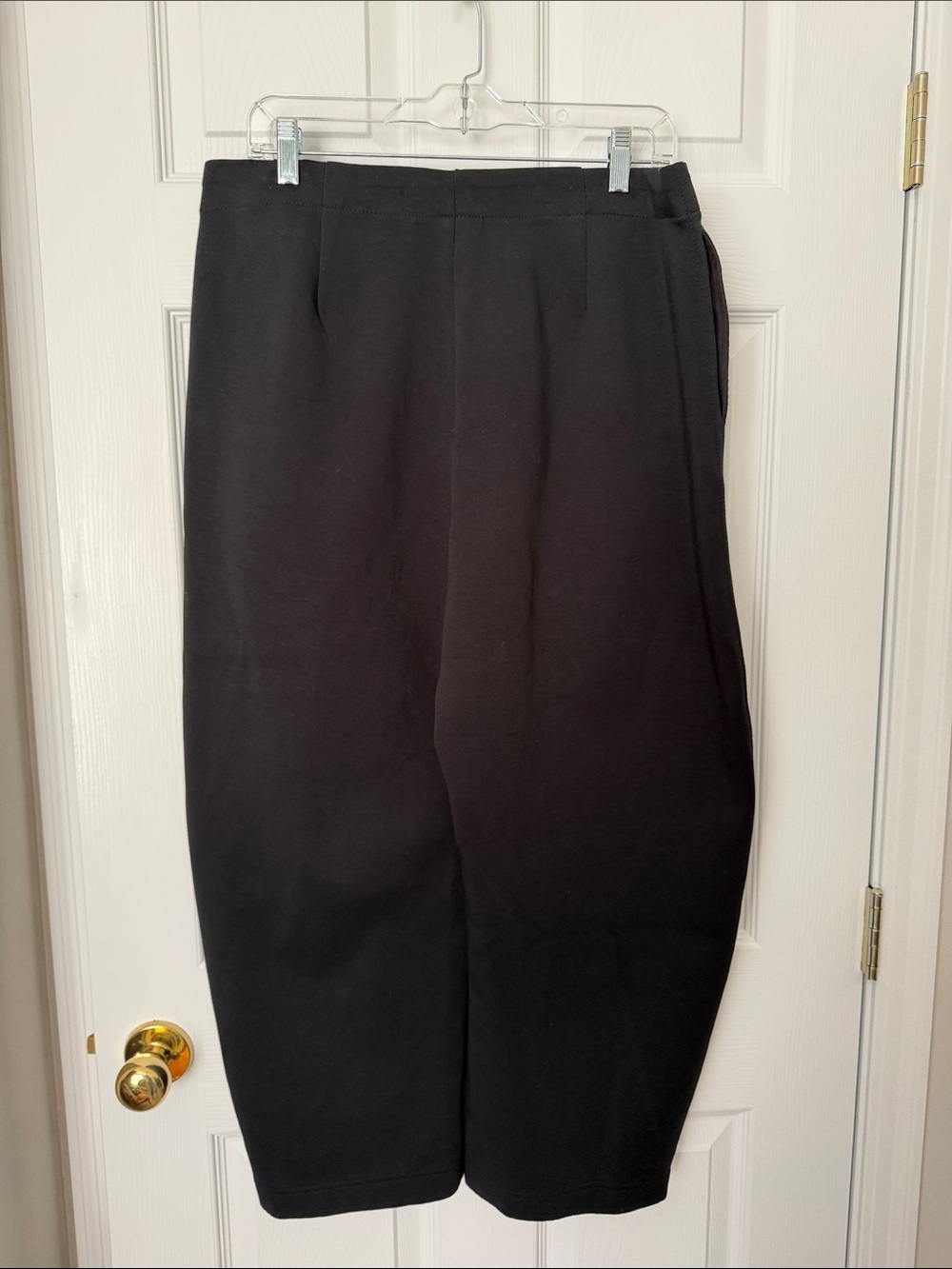 Classic Black Women's Pointe barrel pants